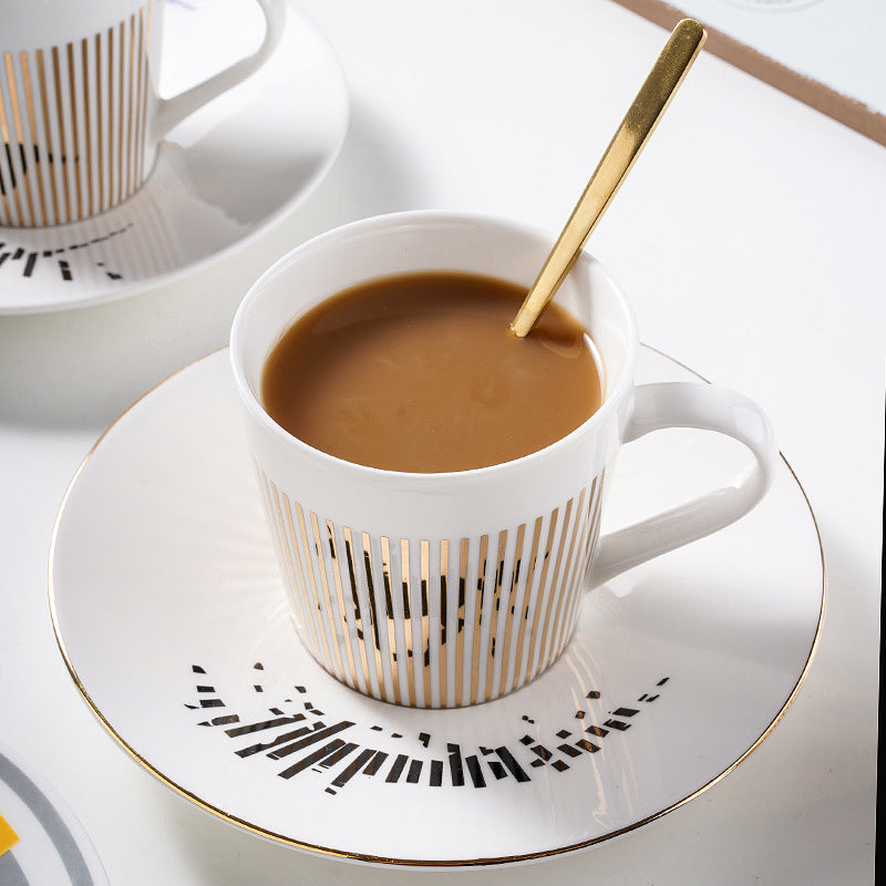 Dynamic Reflection Coffee Mug with Creative Mirror Effect