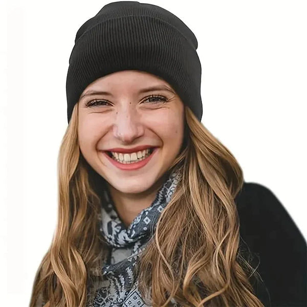 Silk-Lined Winter Hat – Wool Warmth & Anti-Frizz Hair Care