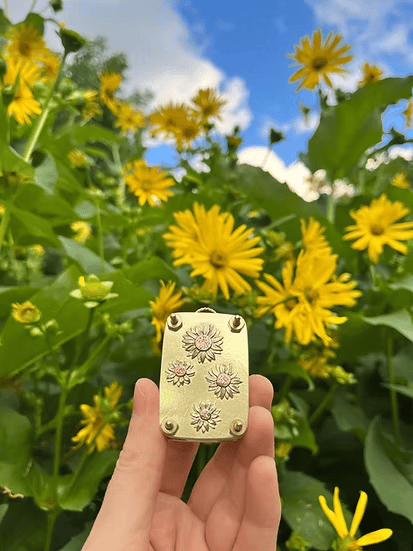 Compact Flower Press for Botanical Keepsakes | Portable Crafting Tool