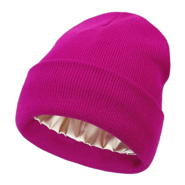 Silk-Lined Winter Hat – Wool Warmth & Anti-Frizz Hair Care