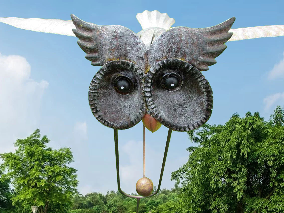 Metal Garden Wind Spinner with Stake – Weather-Resistant Lawn Decor