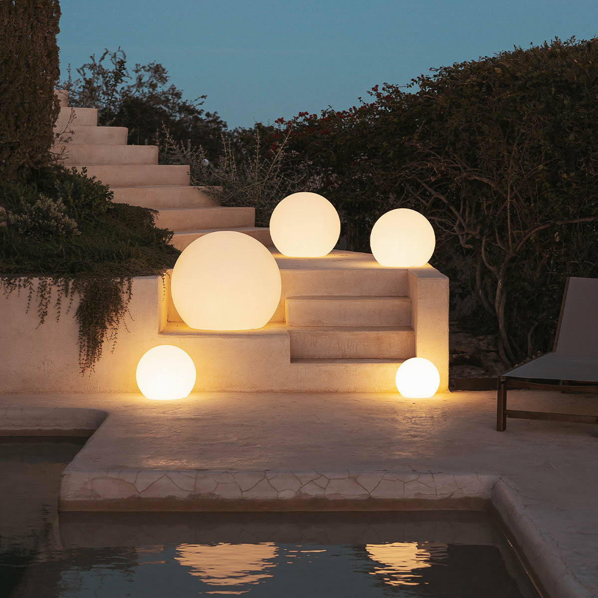 Glowing Sphere Lamp - Available in Multiple Sizes!