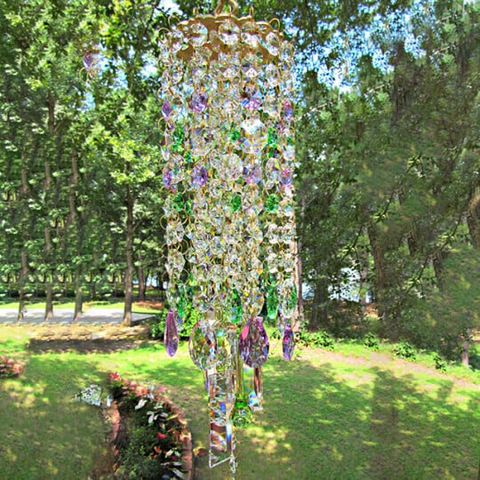 Tranquil Crystal Wind Chime for Serene Outdoor Spaces