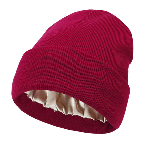 Silk-Lined Winter Hat – Wool Warmth & Anti-Frizz Hair Care
