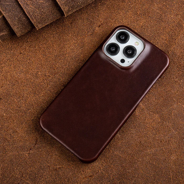 Genuine Leather Oil Wax iPhone Case with MagSafe Compatibility