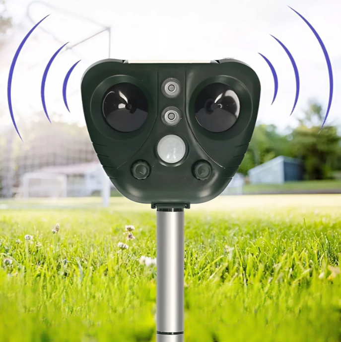 Solar-Powered Ultrasonic Bird Repeller for Gardens and Crops