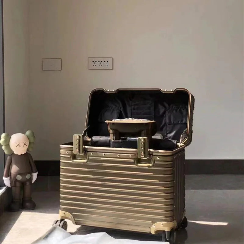 Aluminum-Magnesium Luxury Suitcase – Monaco Travel Companion